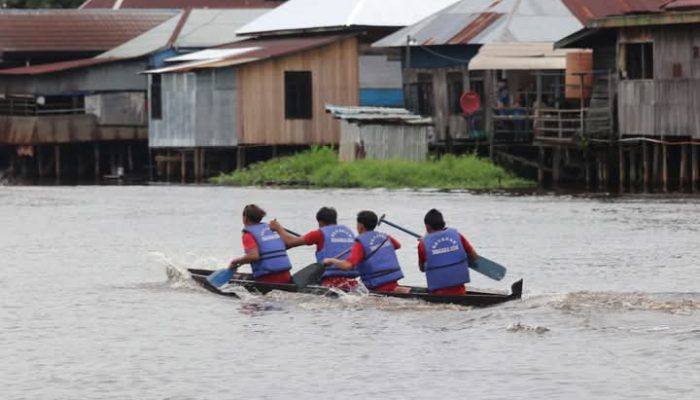 Lomba Pacu Jukung Sudur Nagara Meriahkan Hari Jadi ke-74 HSS