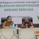 Senior Manager Distribusi PLN UID Kalselteng Roberth Rumsaur, dalam sambutannya, menyampaikan pentingnya pelatihan ini untuk meningkatkan kompetensi dan kesiapsiagaan dalam menghadapi bencana. (Foto: PLN UID Kalselteng/Koranbanjar.net)
