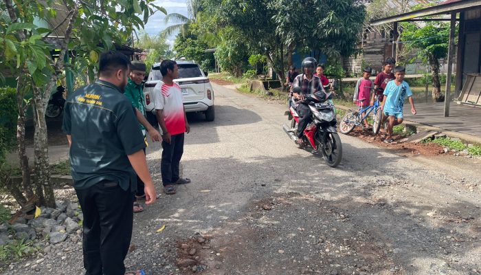 Habib Farhan Tinjau Jalan Desa Pingaran Ilir yang Rusak Menahun, Mobil Kerap Terjatuh ke Rawa