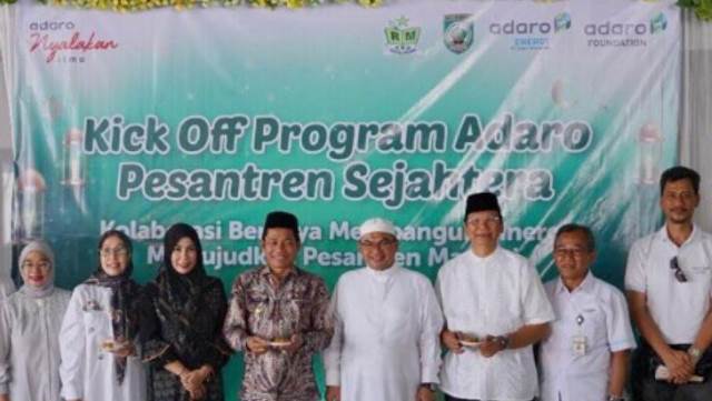 Sri Huriyati Hadi Ikut menghadiri Kick Off Program Adaro Pesantren Sejahtera