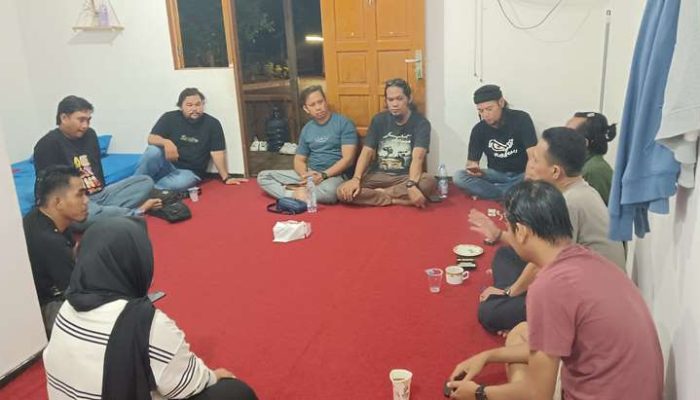 Gathering dan Evaluasi Koran Banjar Net di Lokasi Wisata Aranaway