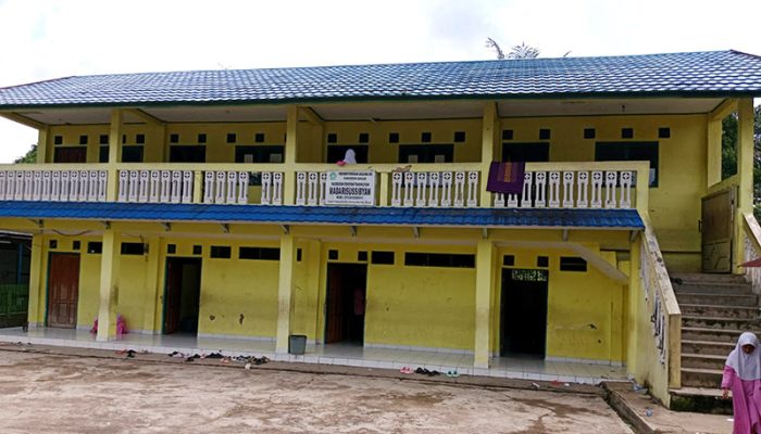 Haul Guru Sekumpul, Guru-guru Madrasah Ini Menabung Setahun Untuk Layani Jamaah dan Siapkan Penginapan Gratis   