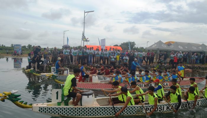 Lomba Dayung Perahu Naga Batola Diikuti Tim dari Kalteng dan Kaltim