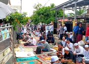 UPDATE, Situasi Terkini Sekitar Komplek Ar Raudah Jelang Haul ke 20 Abah Guru Sekumpul, Jalan-jalan Gang Sudah Dijadikan Shaf Sholat