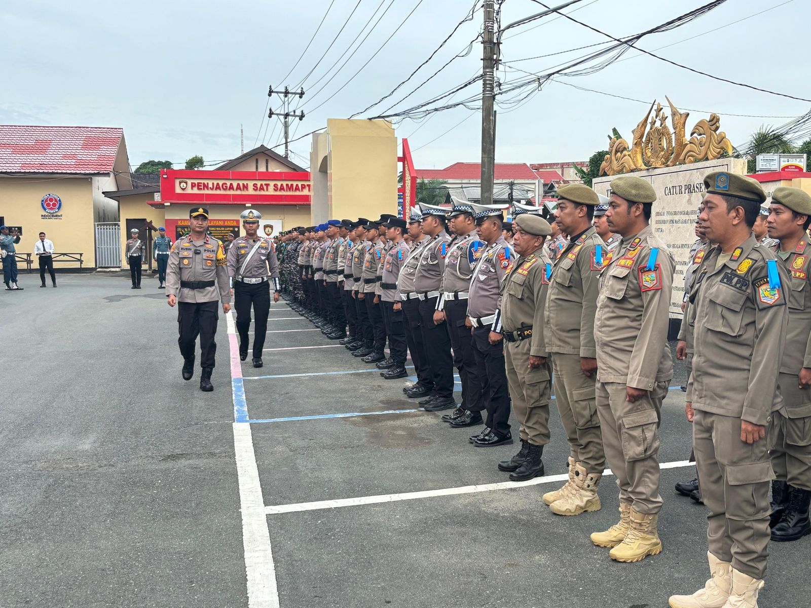 Apel operasi keselamatan intan tahun 2025 yang digelar Polres Kotabaru, Senin (10/2/2025). (Foto: Diskominfo Kotabaru/Koranbanjar.net)