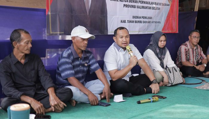 Serap Aspirasi Warga Desa Teluk Kepayang, Alpiya Rakhman Komitmen Atasi Kelangkaan Gas Subsidi