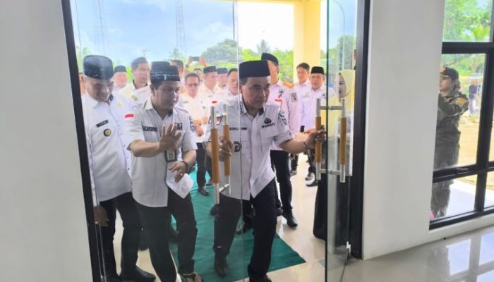 Zairullah Azhar Resmikan Gedung Serbaguna di Kecamatan Kusan Hulu: Wujudkan Infrastruktur untuk Pembangunan Berkelanjutan