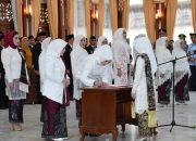 Hj Tata Syafrudin Noor Dikukuhkan Sebagai Ketua Dekranasda HSS