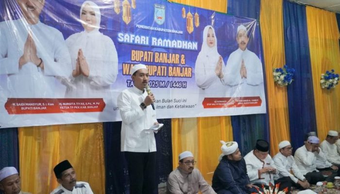 Safari Ramadan Bupati dan Wabup Banjar di Desa Sungai Tabuk
