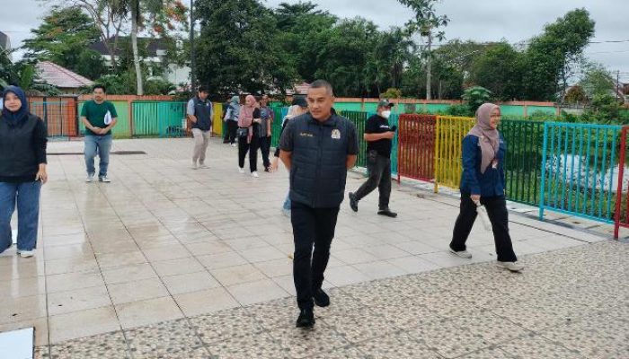 Komisi III DPRD Banjarbaru Lakukan Pemantauan Hasil Renovasi Kolam Renang Idaman