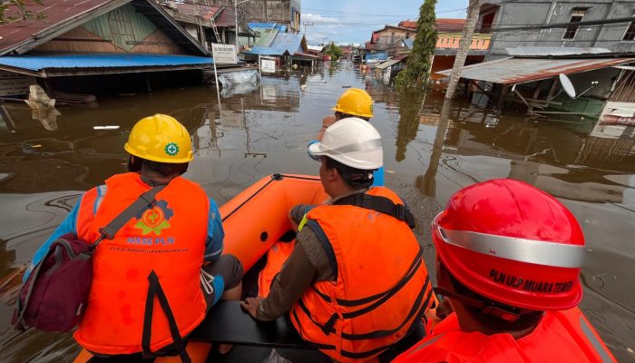 Amankan Kelistrikan Saat Banjir di Kabupaten Barito Utara, PLN Turunkan 71 Personel Gabungan