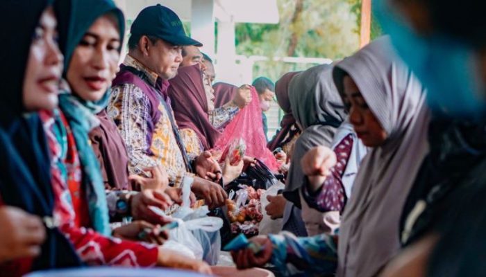 Pasar Murah Semarakkan HUT Banjarbaru ke-26, Tekan Inflasi dan Dorong Digitalisasi