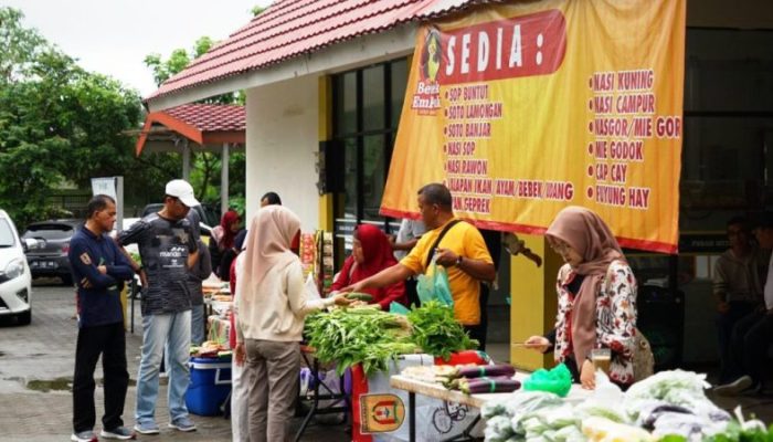 Dinas Pertanian dan Ketahanan Pangan Kalsel Menggelar Gerakan Pangan Murah