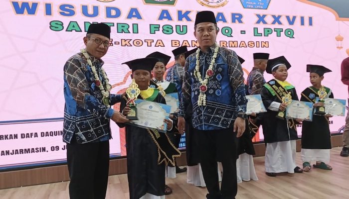 Hadiri Wisuda Akbar Santri ke-27, Sekda Inginkan Kota Banjarmasin Banyak Lahirkan Generasi Qurani