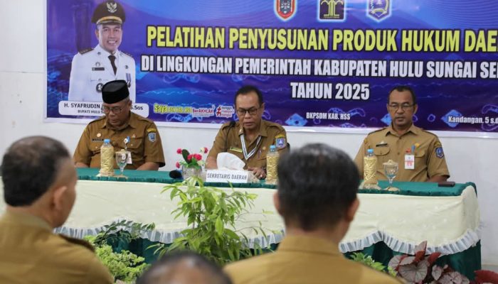 Pemkab HSS Perdalam Ilmu Penyusunan Produk Hukum Daerah