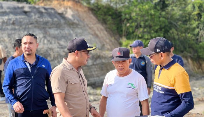 Semangat Kebersamaan, Pemkab Kotabaru Gelar Jumat Bersih di RSUD Stagen