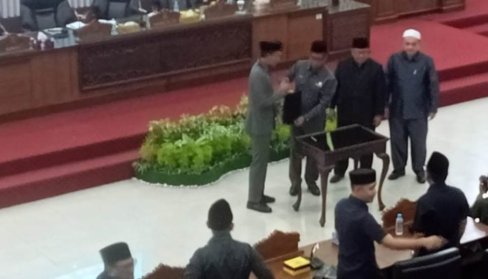 DPRD Kabupaten Banjar Membentuk Panitia Khusus Penambahan Penyertaan Modal Bank Kalsel