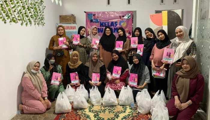 Tingkatkan Penurunan Stunting, Pemerintah Desa Cindai Alus Berikan Makanan Tambahan Ibu Hamil