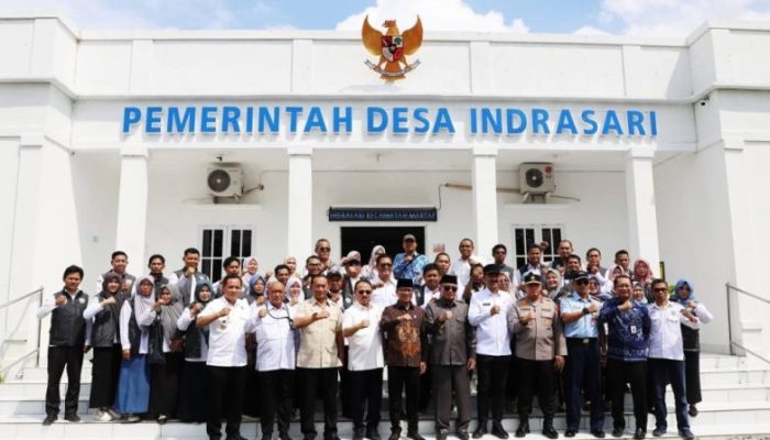 Menteri Desa dan PDT Meninjau Pembentukan Koperasi Merah Putih di Desa Indrasari
