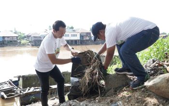 Gerakan Zero Waste Warriors-Clean Up, Bersih-bersih Kampung Jadi Aksi Nyata PLN untuk Rakyat
