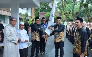 Bupati HSS Berangkatkan Kafilah Ikuti MTQ Kalsel