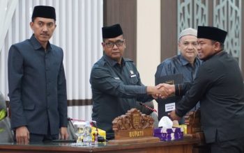 Anggota DPRD Kabupaten Banjar Menyetujui RAPBD 2025 Dibahas Tahap Berikutnya