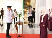 Bupati Andi Rudi Latif Lantik Pengurus GOW Tanah Bumbu 2025–2030