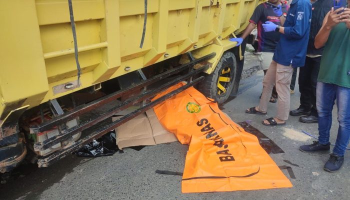 Tabrak Pemotor Hingga Tewas, Sopir Truk Diduga Kabur