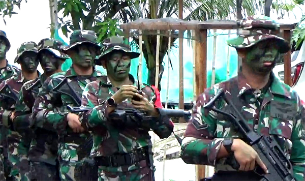 Lanud Dhomber Balikpapan saat melaksanakan kegiatan latihan pertahan pangkalan dengan mengusung tema “Latihan Kesiagaan Ketahanan Pangkalan” Rabu (18/6/2025).