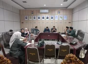 Komisi II Rapat Internal Membahas Kinerja PT Baramarta