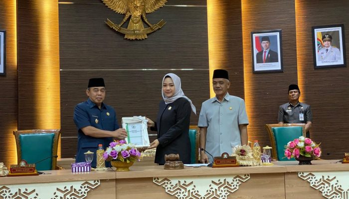 DPRD Kabupaten Batola Terima Dokumen KUPA dan PPAS Perubahan APBD 2025 untuk Dibahas
