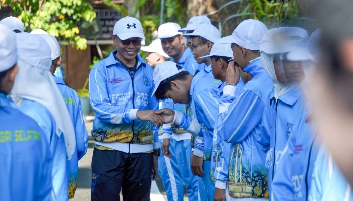 Sekda Lepas Kontingen Atlet HSS Ikuti Pesoda Kalsel 2025