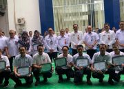 Peringatan HUT ke-37, PT Air Minum Intan Banjar Serahkan Penghargaan kepada Pegawai dan Pelanggan