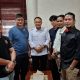 Kuasa Hukum Kelompok Tani Jepu – Jepu, Andre (baju putih, red) bersama perwakilan Kelompok Tani Jepu – Jepu, saat melakukan mediasi di Polres Kutim bersama perwakilan manajemen PT. Kobexindo Cement, beberapa waktu lalu.