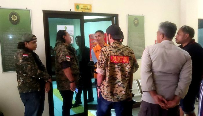 Nyaris Ricuh, Sidang Kasus Pencabulan  2 Gadis di Bawah Umur di PN Balikpapan