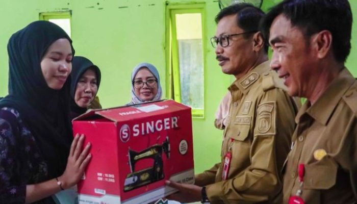 Pelatihan Tenaga Kerja Mandiri Kejuruan Menjahit Resmi Dibuka di Banjarbaru